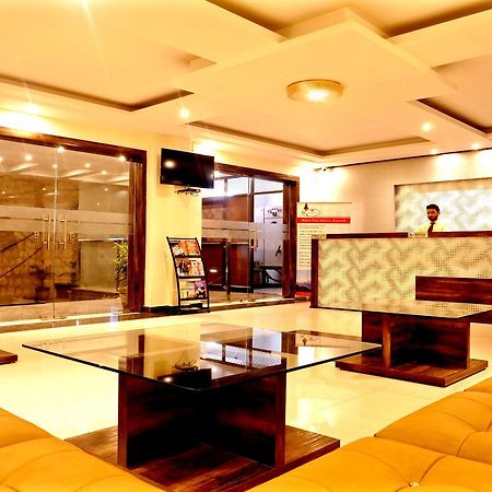 Hotel Trance Ganga Tapovan 외부 사진