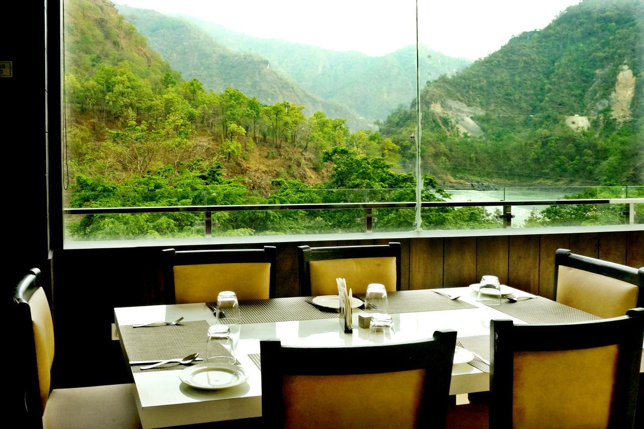 Hotel Trance Ganga Tapovan 외부 사진